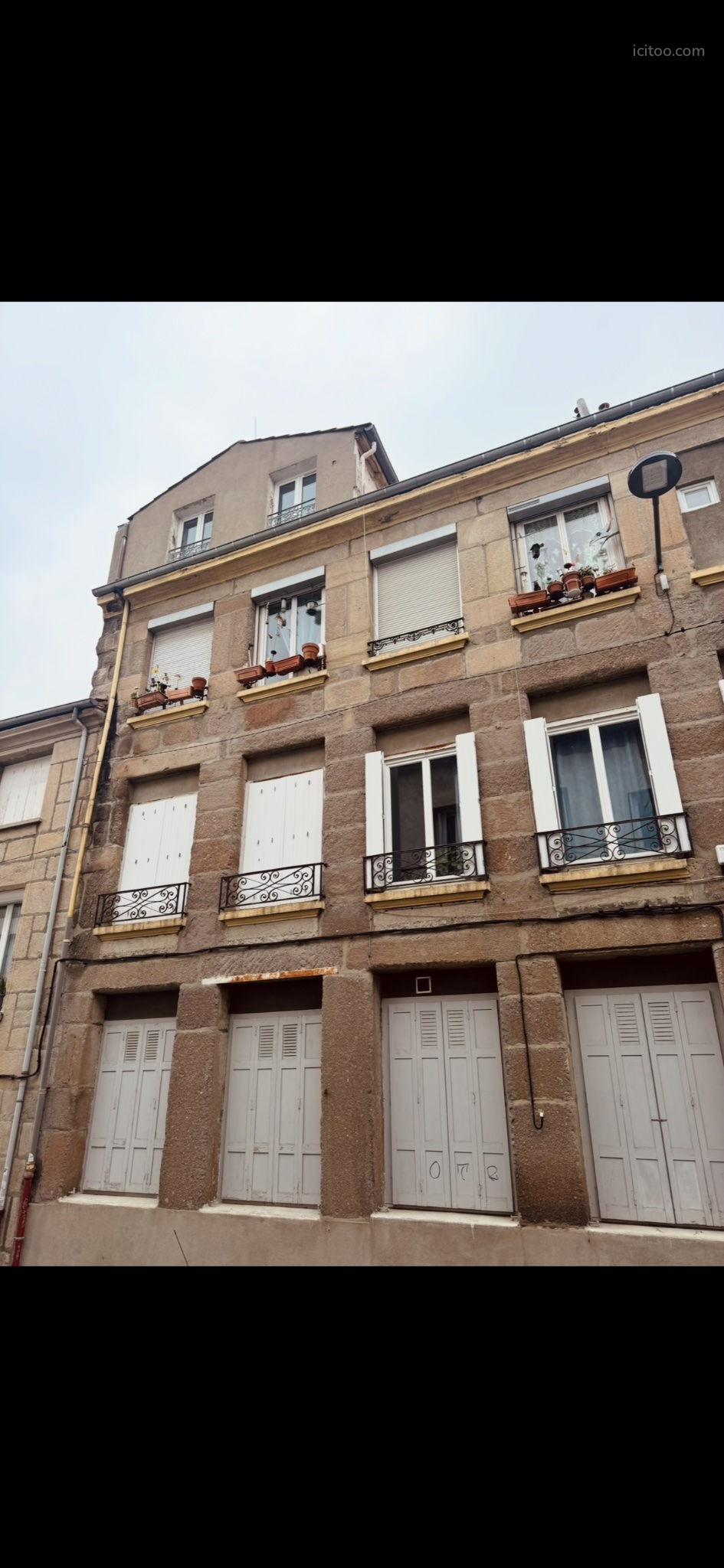 Appartement à vendre à Saint-Étienne, 63 m², 2 pièces – photo 1 sur 9
