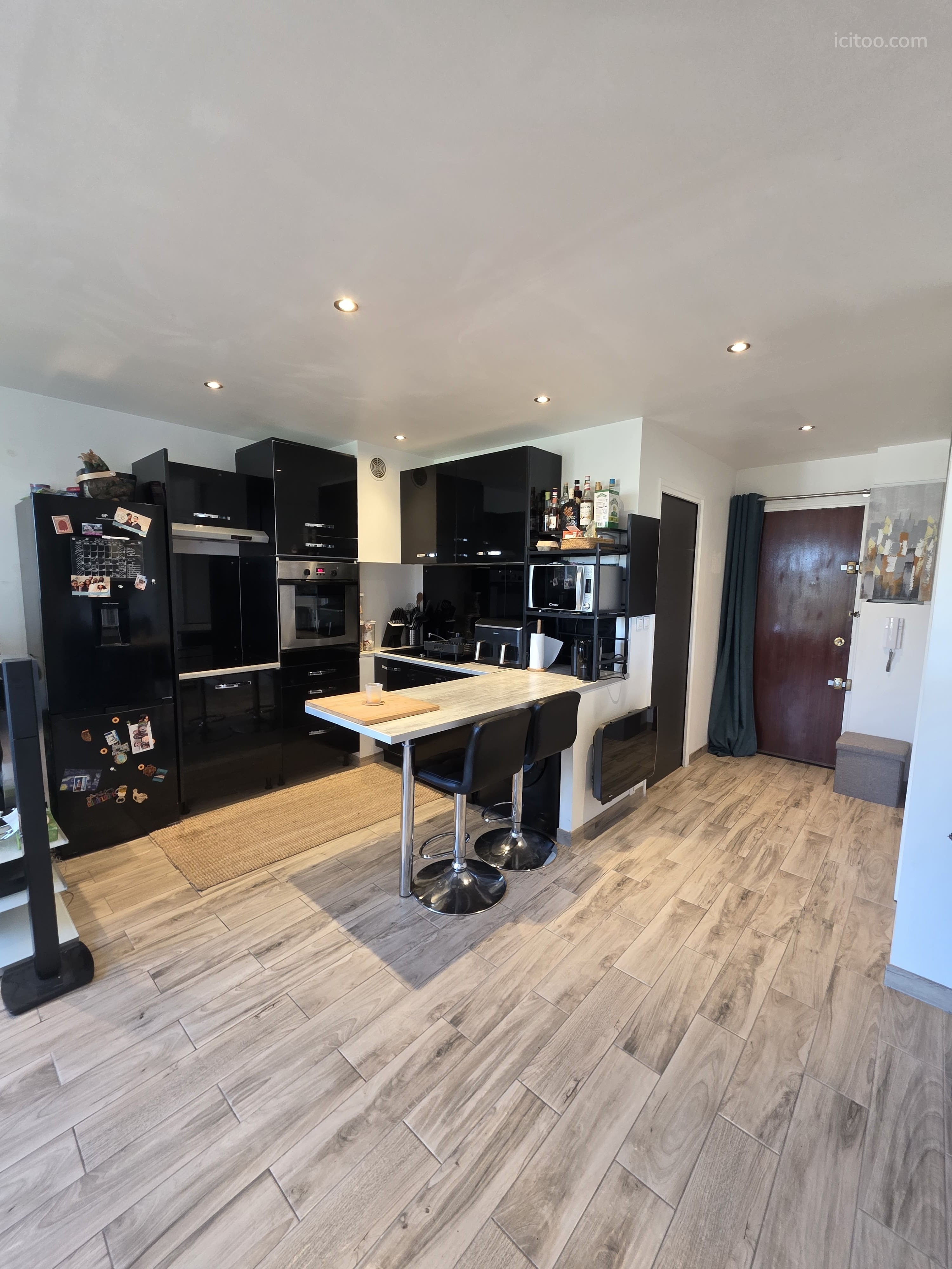 Studio/T1 rénové de 28,58 m² – Cave + parking - Houilles — photo 3