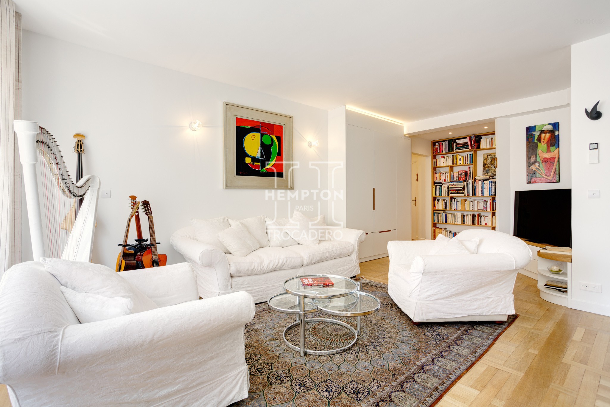 Appartement à vendre à Paris, 723 m², 4 pièces – photo 1 sur 11