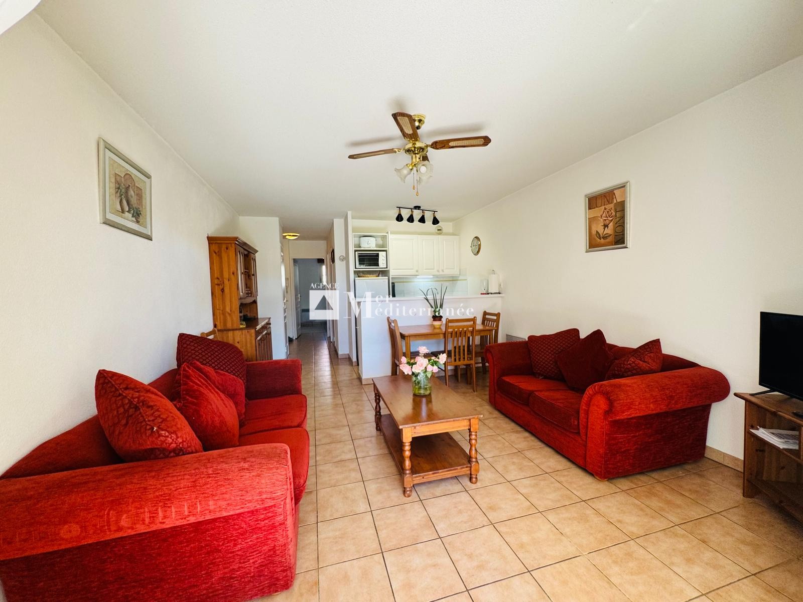 À Port Grimaud, Grand appartement avec terrasse à acheter — photo 3