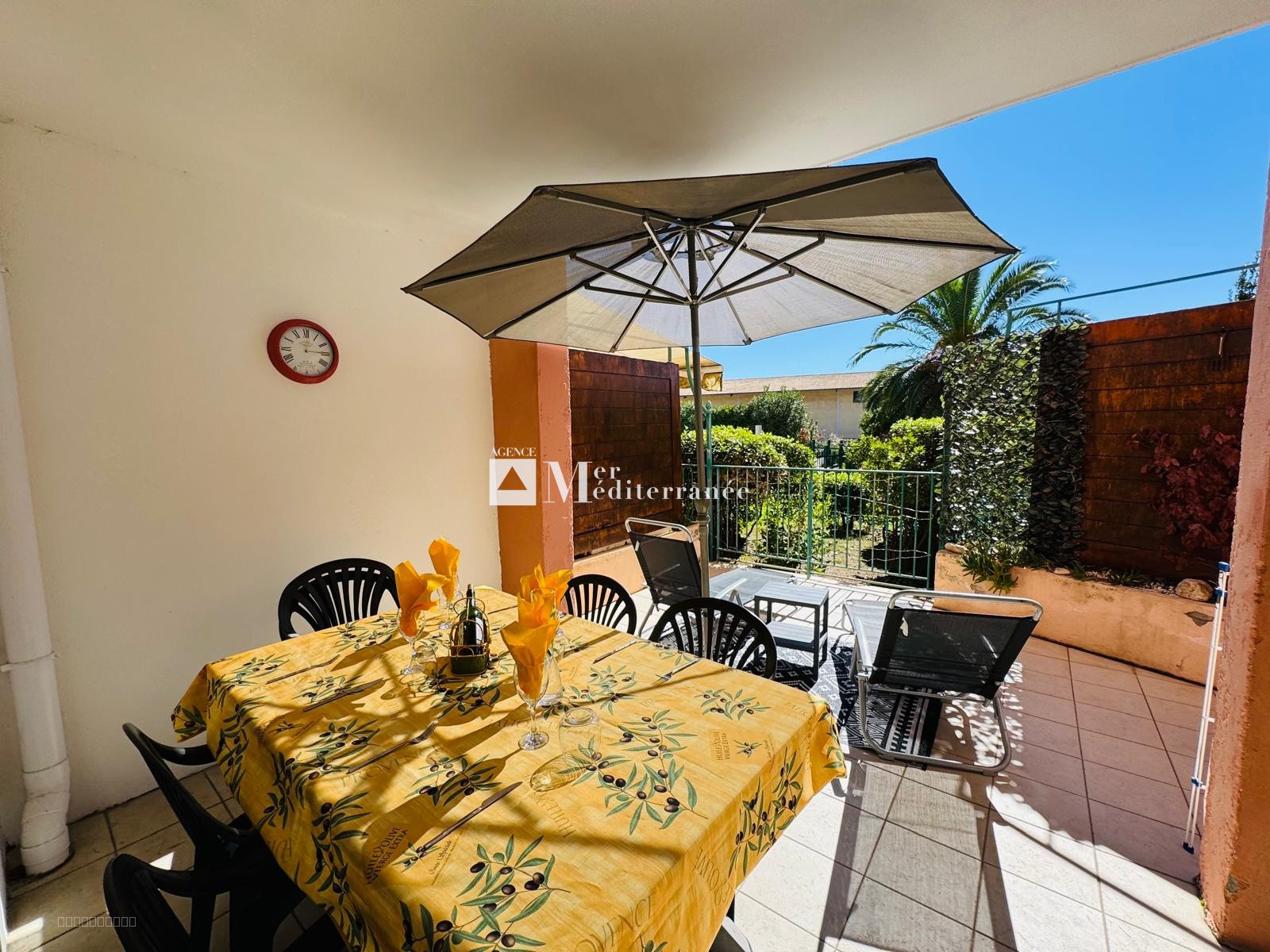 À Port Grimaud, Grand appartement avec terrasse à acheter — photo 2