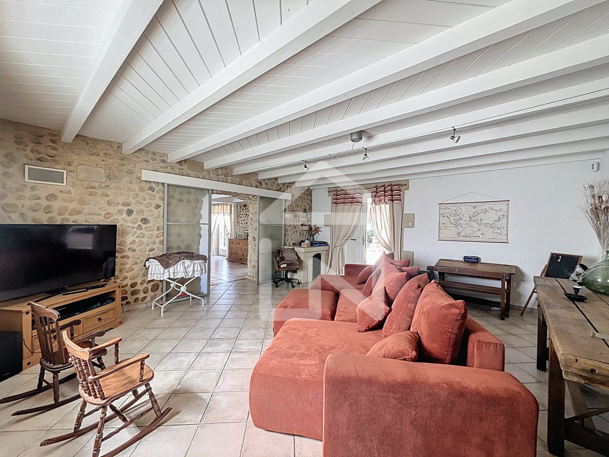 Alixan, ancienne ferme type 6 de 247m2 — photo 6